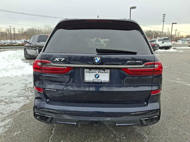 2022 BMW X7 xDrive40i Sports Activity Vehicle
