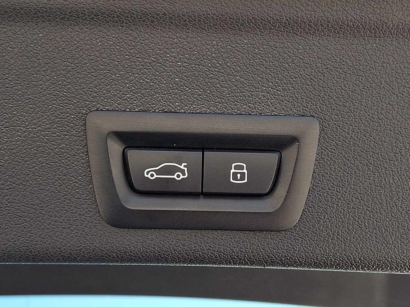 2023 BMW X6 xDrive40i Sports Activity Coupe