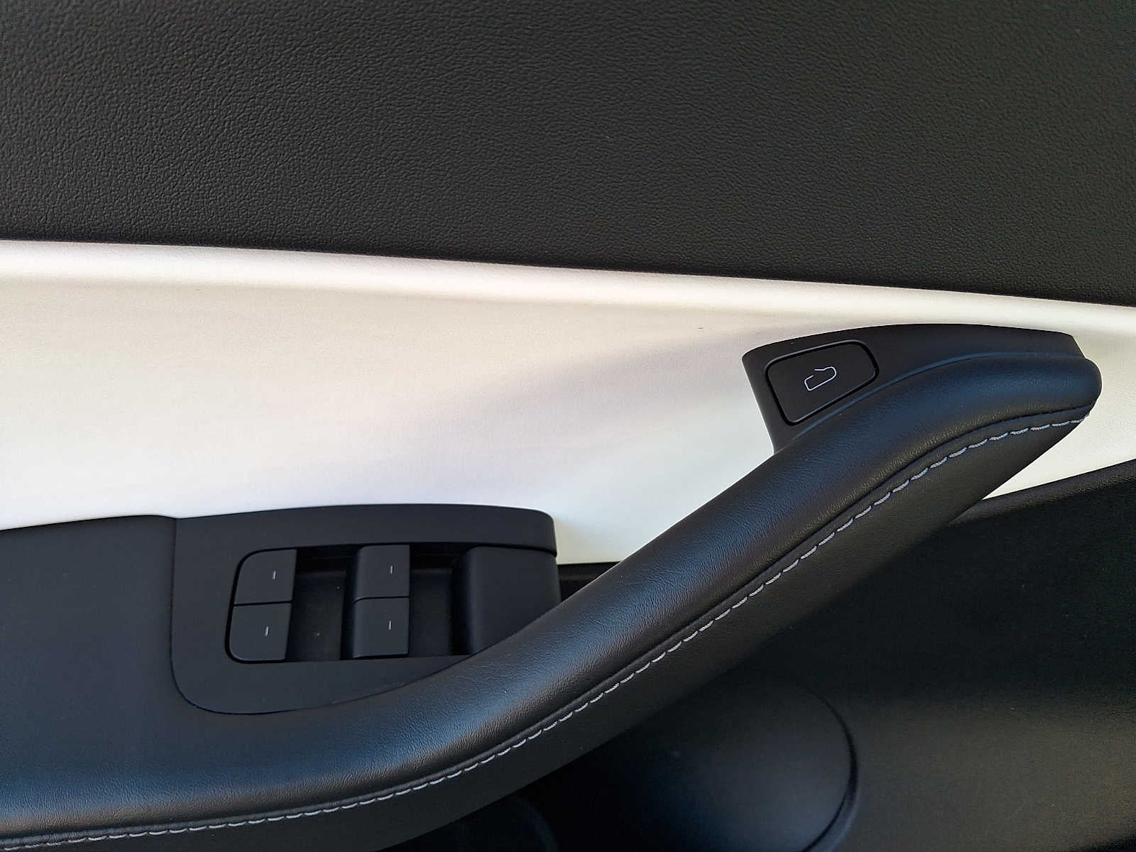 2022 Tesla Model Y Long Range AWD