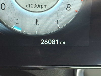 2023 Hyundai Elantra Limited IVT