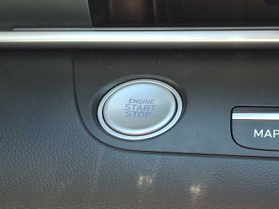 2023 Hyundai Elantra Limited IVT
