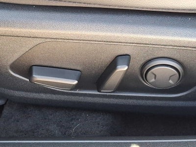 2023 Hyundai Elantra Limited IVT
