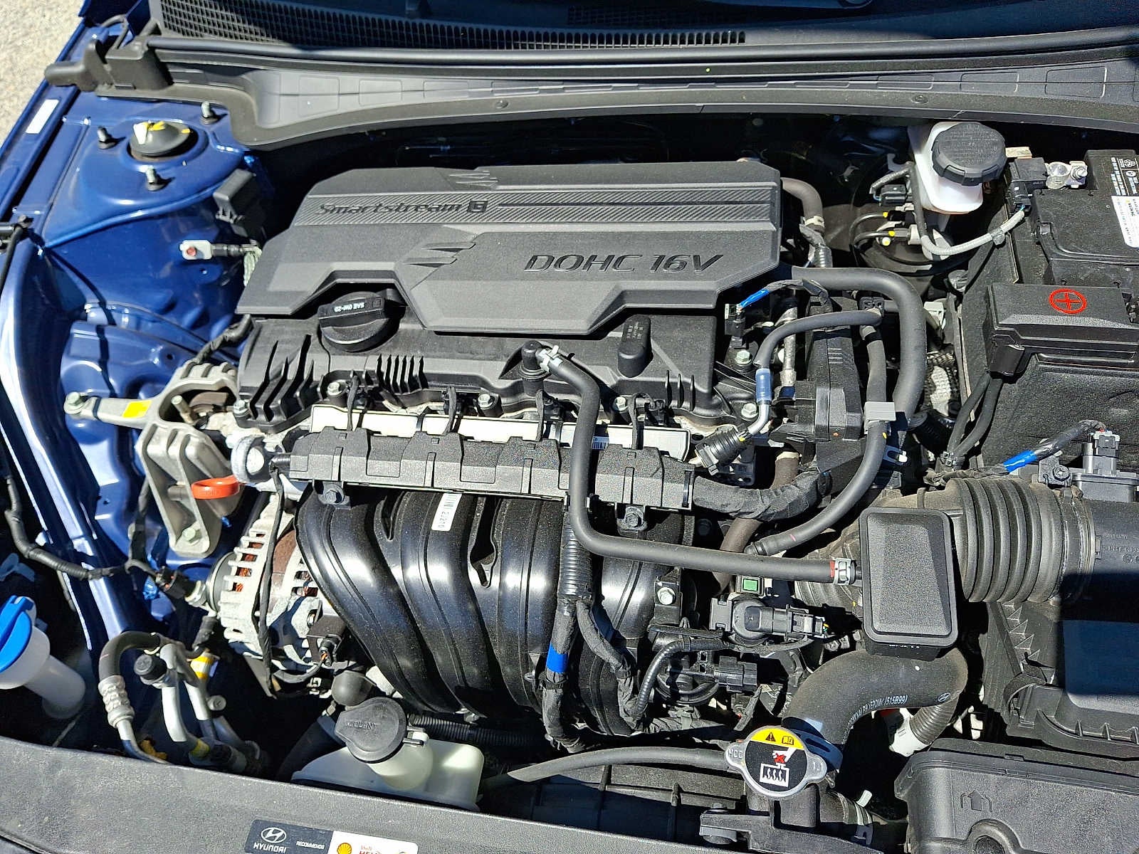 2023 Hyundai Elantra Limited IVT