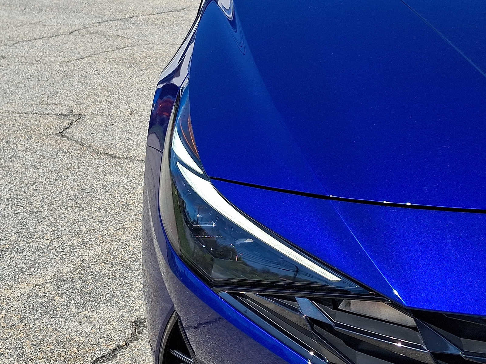 2023 Hyundai Elantra Limited IVT