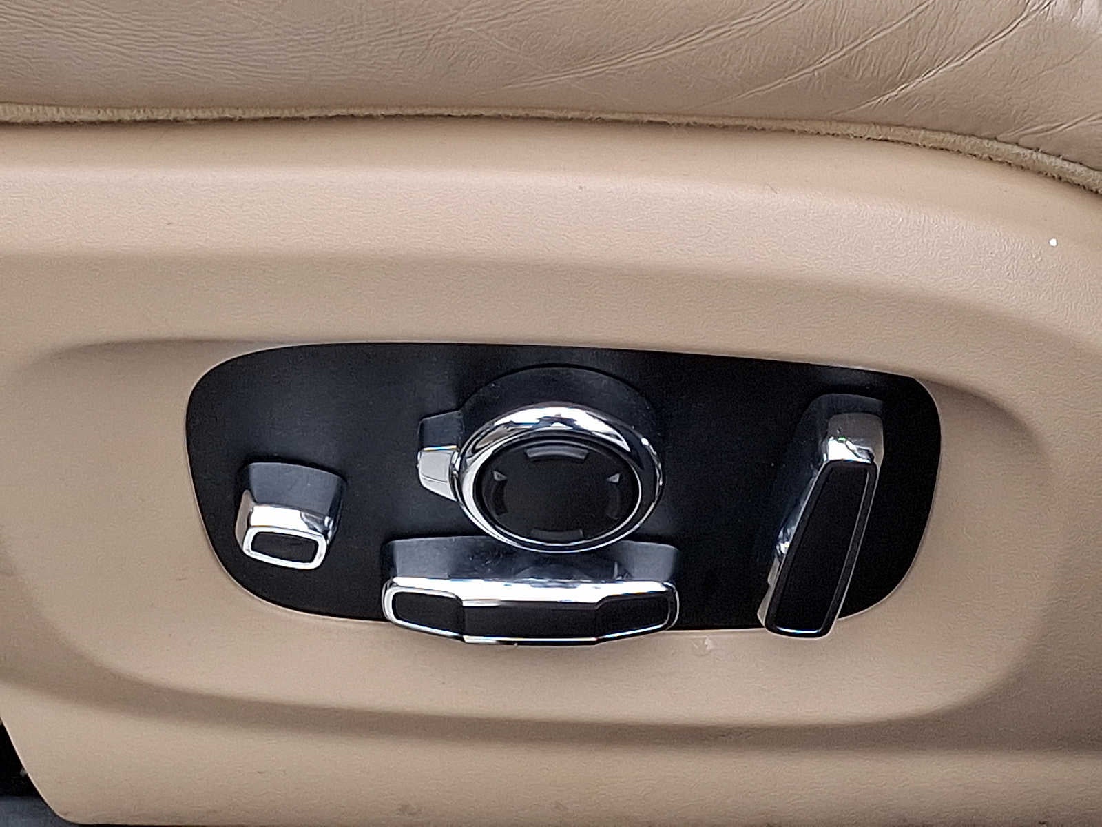 2019 Jaguar XJ XJL Portfolio AWD