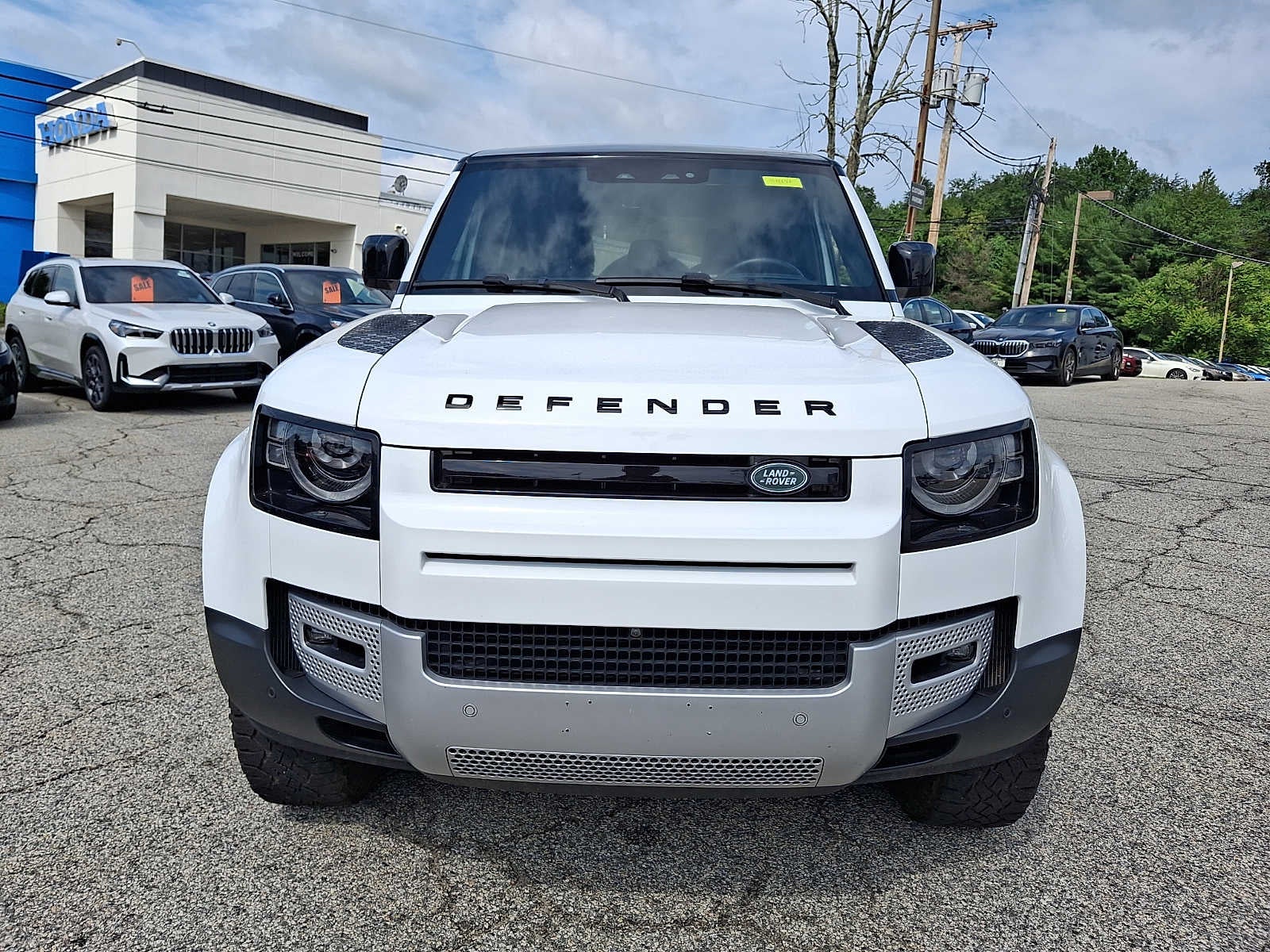 2024 Land Rover Defender 110 P400 S