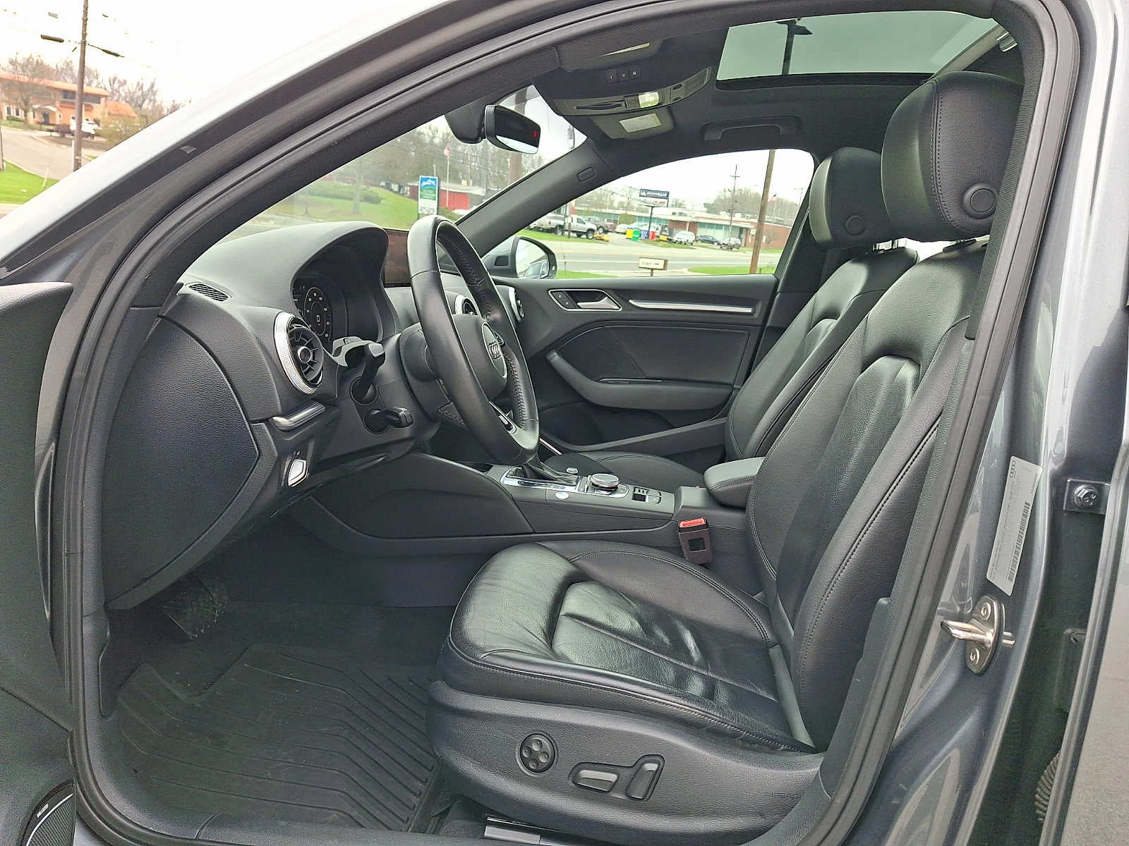 2018 Audi A3 2.0 TFSI Premium Plus quattro AWD