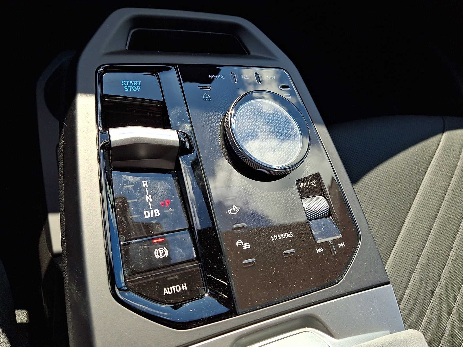 2026 BMW iX xDrive60 Sports Activity Vehicle