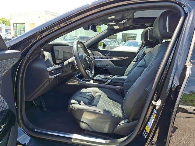 2023 BMW 7 Series 760i - Photo 45