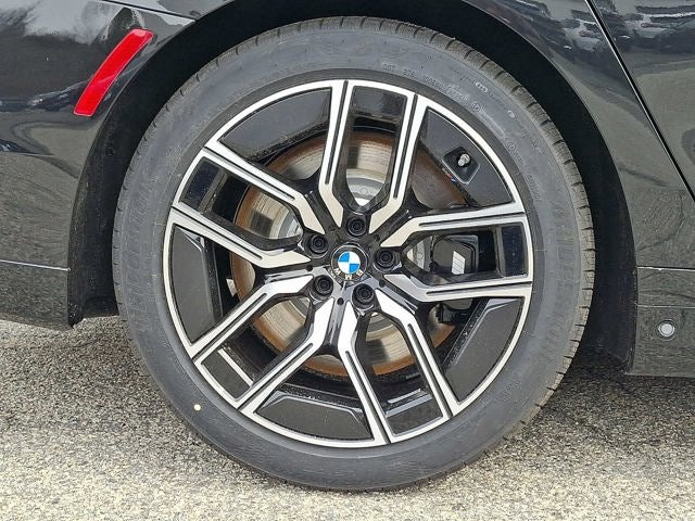 2026 BMW 7 Series 760i xDrive Sedan