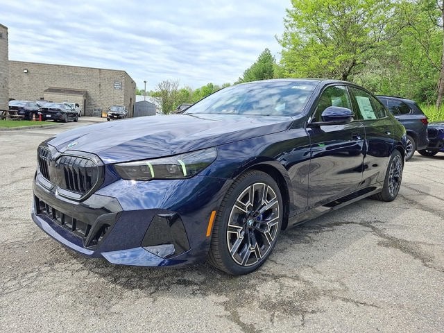 2027 BMW 5 Series 530i xDrive Sedan