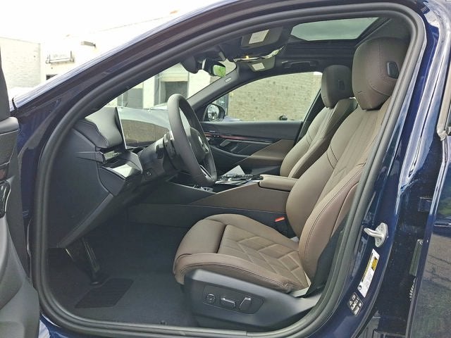 2027 BMW 5 Series 530i xDrive Sedan