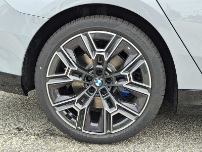2027 BMW 5 Series 530i xDrive Sedan