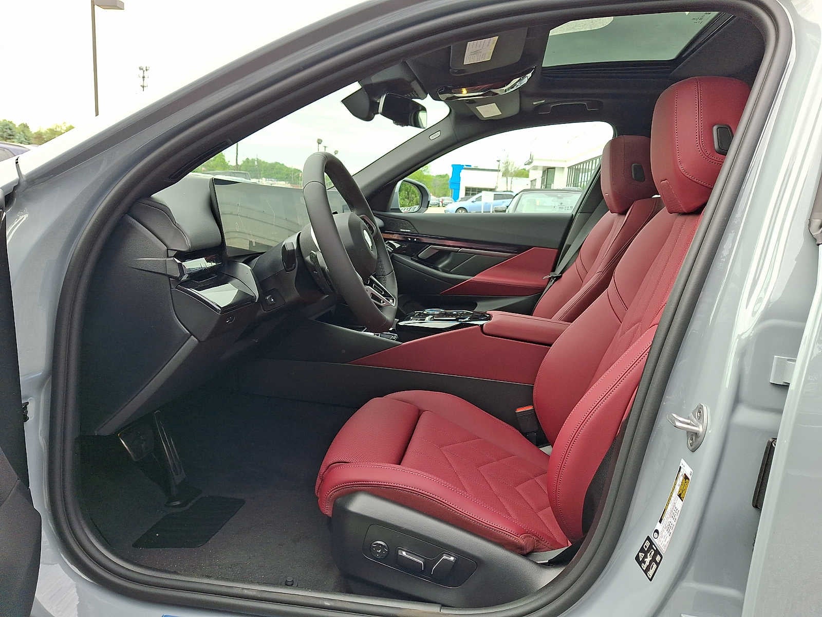 2027 BMW 5 Series 530i xDrive Sedan