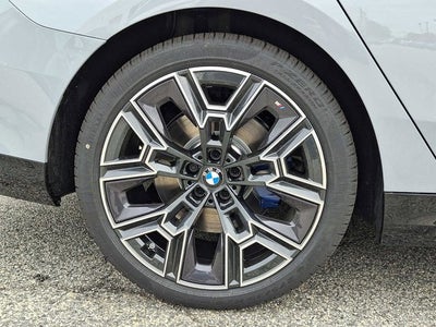 2027 BMW 5 Series 530i xDrive Sedan