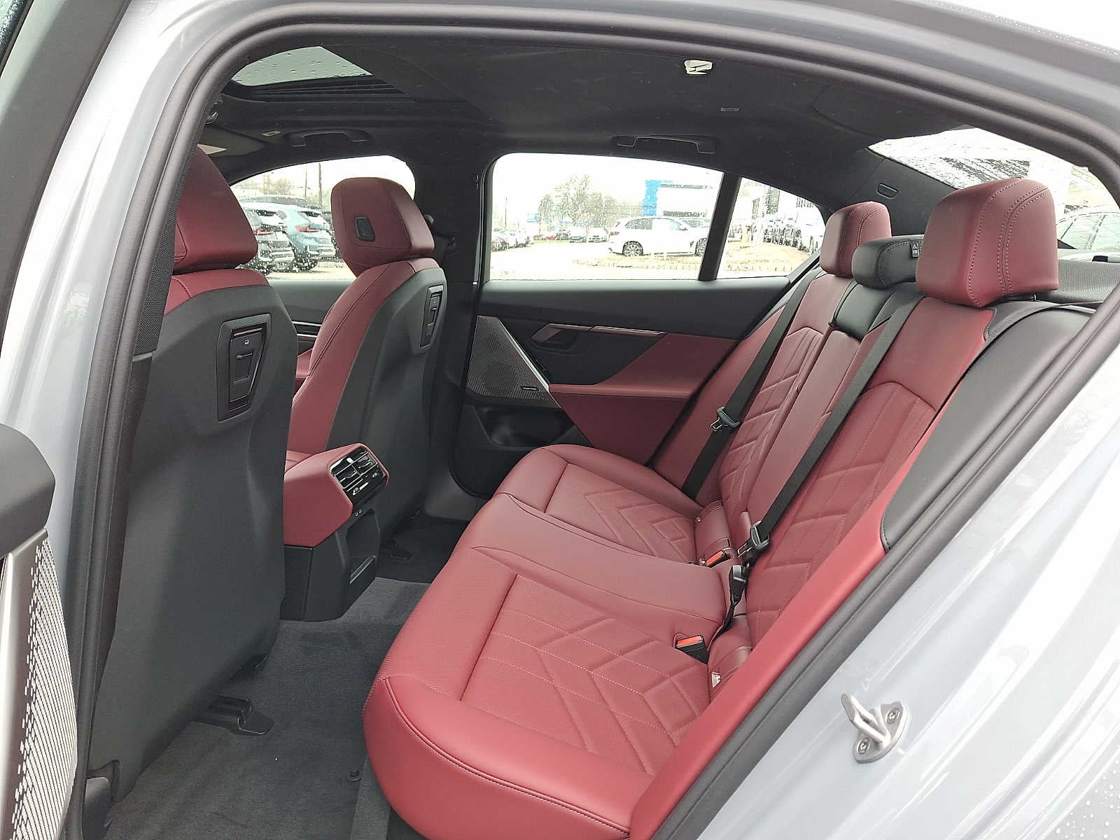 2026 BMW 5 Series 530i xDrive Sedan