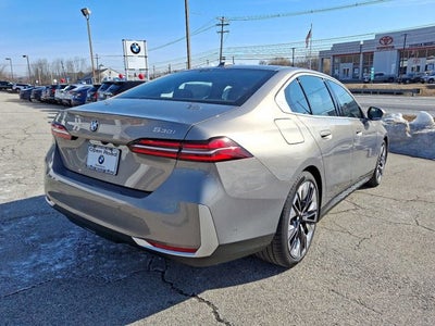 2025 BMW 5 Series 530i xDrive Sedan