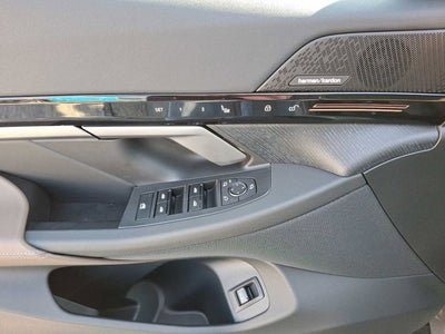 2025 BMW 5 Series 530i xDrive Sedan