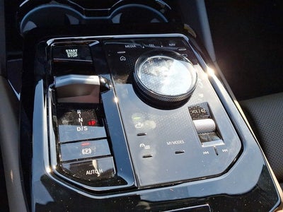 2025 BMW 5 Series 530i xDrive Sedan
