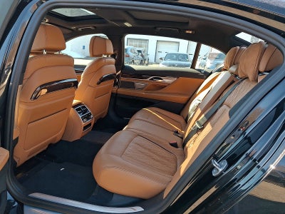 2022 BMW 7 Series 750i xDrive Sedan