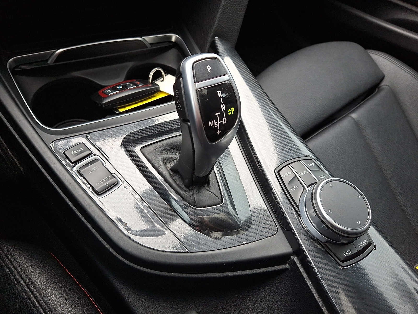 2018 BMW 3 Series 330i xDrive Sedan