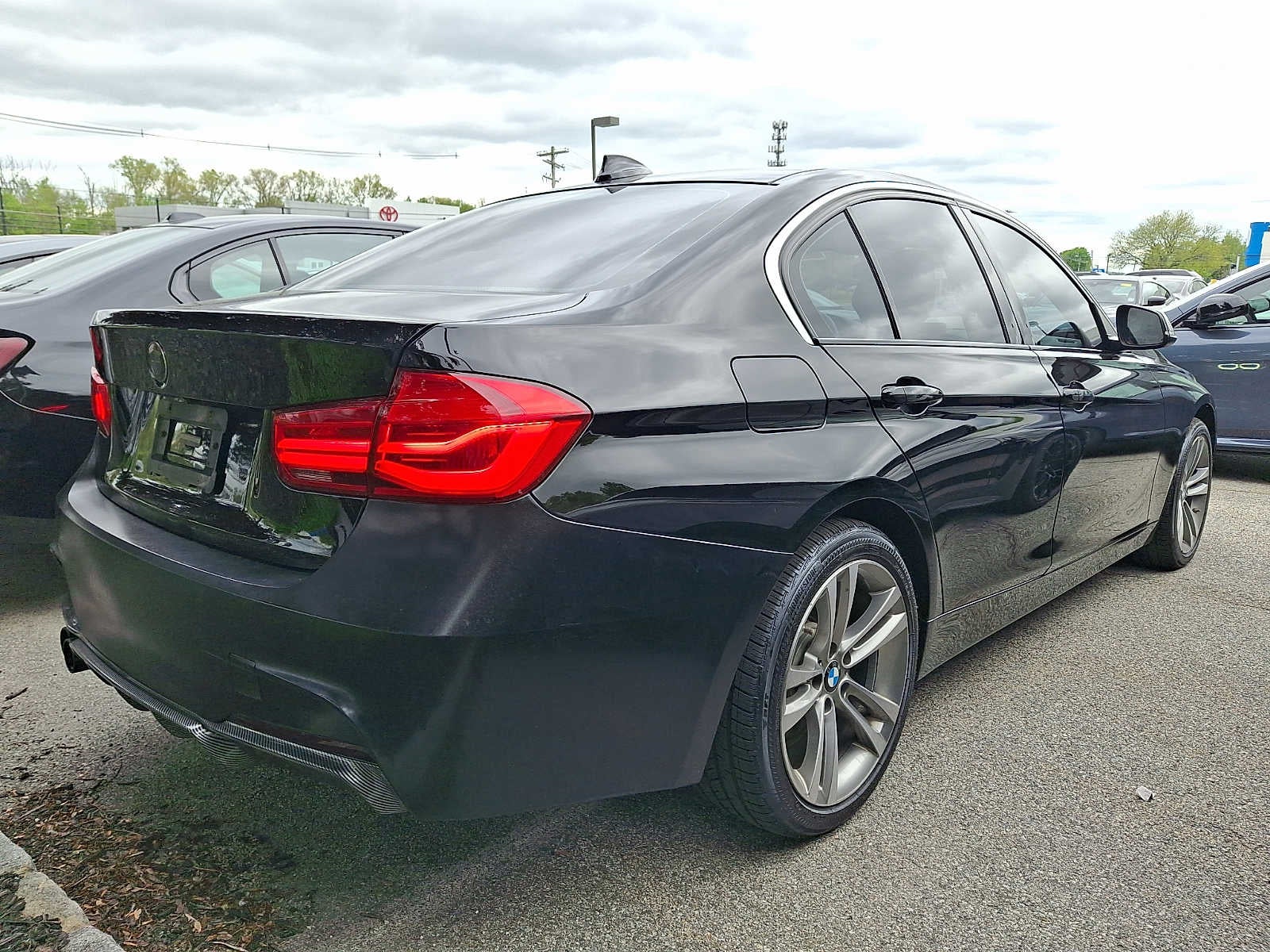 2018 BMW 3 Series 330i xDrive Sedan