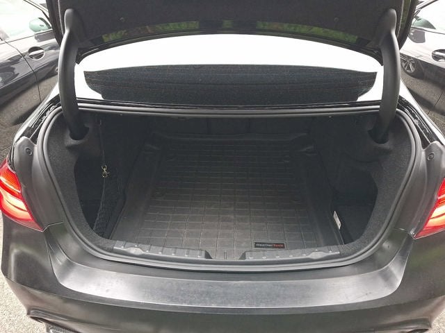 2018 BMW 3 Series 330i xDrive Sedan