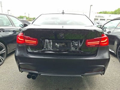 2018 BMW 3 Series 330i xDrive Sedan