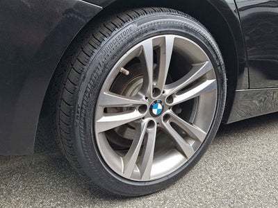 2018 BMW 3 Series 330i xDrive Sedan