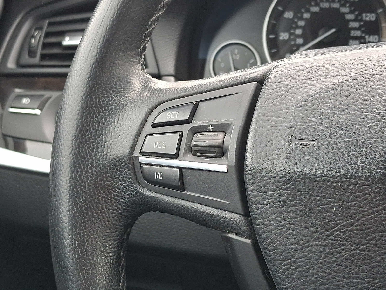 2012 BMW 5 Series 4dr Sdn 535i xDrive AWD