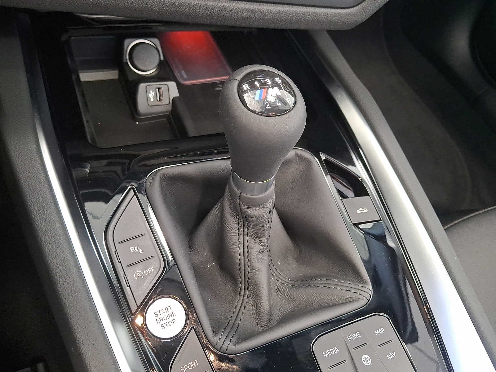2026 BMW Z4 M40i Roadster