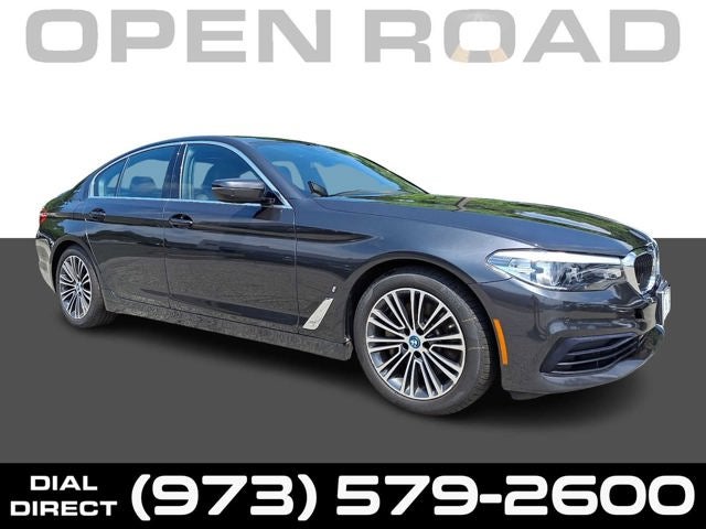 2019 BMW 5 Series 530e - Photo 35