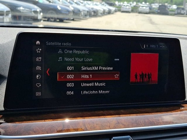2019 BMW 5 Series 530e - Photo 52