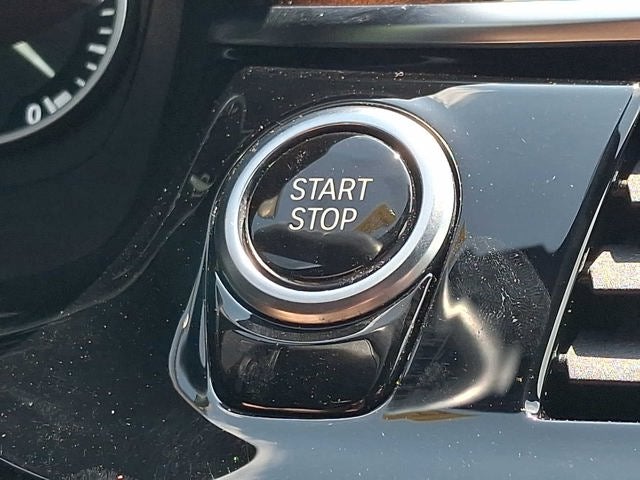 2019 BMW 5 Series 530e - Photo 58