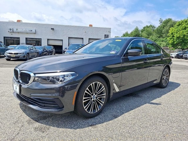 2019 BMW 5 Series 530e - Photo 37