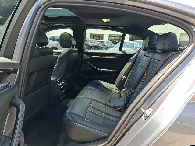 2018 BMW 5 Series 540i - Photo 45