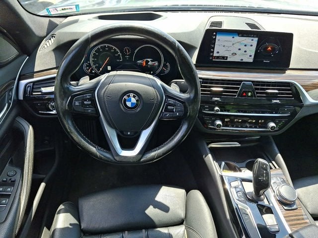 2018 BMW 5 Series 540i - Photo 46