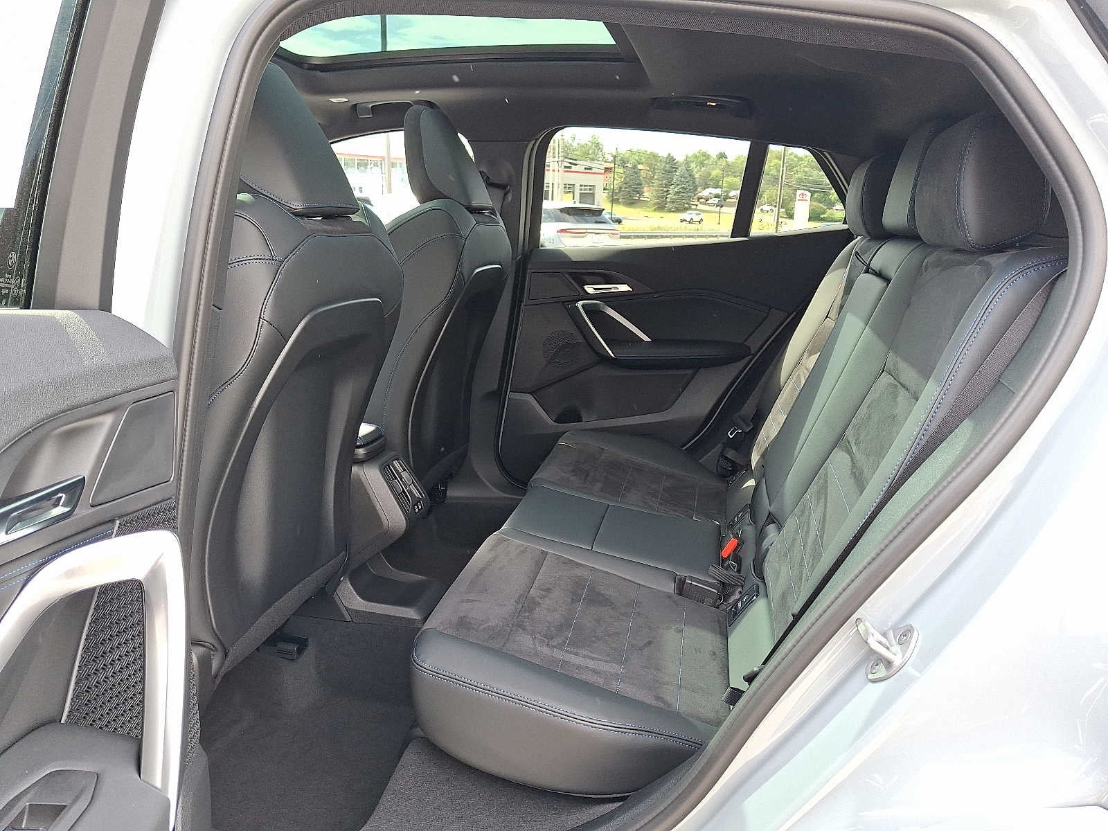 2026 BMW X2 xDrive28i Sports Activity Coupe