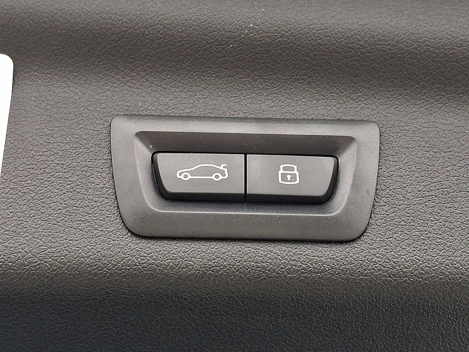 2025 BMW X1 xDrive28i Sports Activity Vehicle