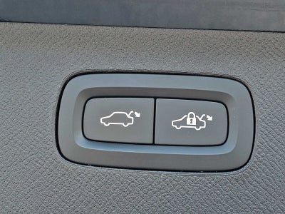 2021 Volvo XC90 T5 AWD Momentum 7P