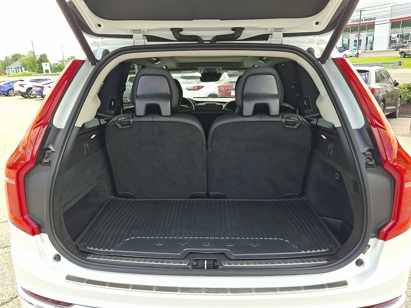 2022 Volvo XC90 Inscription - Photo 31