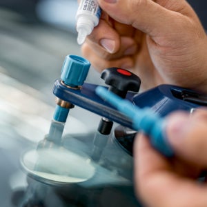 bmw glass repair Newton nj